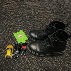 Zapatos + raceauto’s, ha sido reportado por Van der Valk Hotel Utrecht con iLost