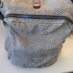 Rugtas Beige, zgłoszono przez Connexxion Zeeuws-Vlaanderen przy użyciu iLost