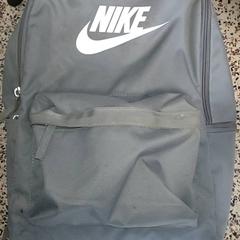 Motxila - groen, gisa salatu by Centraal magazijn iLost erabiliz