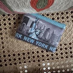 portemonnee, jak bylo nahlášeno na iLost