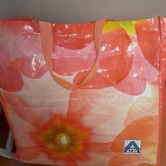 Taška rose, ako bolo nahlásené TCL pomocou iLost