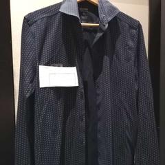 셔츠 blue, iLost를 사용하여 The Dominican에 보고됨