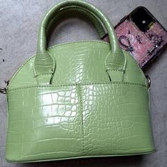 Tasje, as reported by Qbuzz DMG using iLost