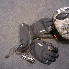 Hjälm & Handskar, rapporterat av SnowWorld Landgraaf med iLost