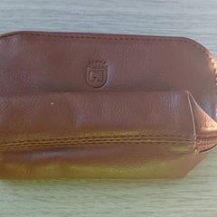 Bolsa - Silvia, ha sido reportado por Regio Limburg - Leuven con iLost