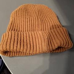 Sombrero Bonnet, ha sido reportado por IKEA Paris - Plaisir con iLost