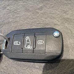 Clef de voiture peugeot, a été signalé par Gemeente Zonhoven utilisant iLost