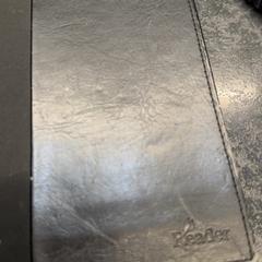 Lector electrónico, ha sido reportado por Rotterdam The Hague Airport con iLost