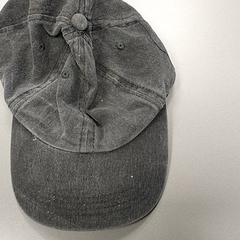 Kleding - Pet, jak nahlášeno Centraal magazijn pomocí iLost