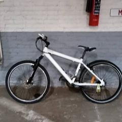 Bizikleta Storm Wit, gisa salatu by Fietsdepot Hasselt iLost erabiliz