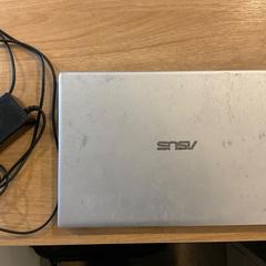 노트북 Asus Zilver, voor en achternaam bekent, iLost를 사용하여 Gemeente Alkmaar에 보고됨
