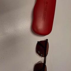 İLost kullanarak Regio West-Vlaanderen tarafından bildirildiği gibi Gözlük kabı Brillendoos met zonnebril