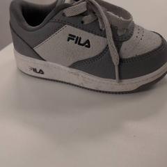 Children's shoe, as reported by IKEA Amsterdam using iLost