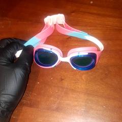 Swimming glasses, zoals gemeld door Grand Hotel Amrath Kurhaus met iLost