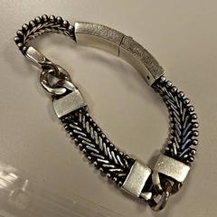 Armband, zoals gemeld door Vrije Universiteit Amsterdam met iLost