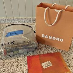 Art equipment, amint azt MEININGER Hotel Berlin "Mitte" Humboldthaus az iLost segítségével jelentette.