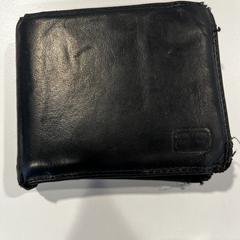 Brieftasche Broekhuijsen, gemeldet von Regio Limburg - Leuven über iLost