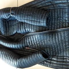 Kläder - Jas, rapporterat av Regio Oost-Vlaanderen med iLost