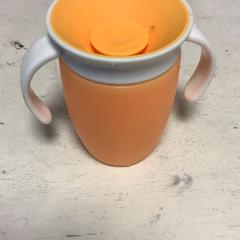 Drickskopp Oranje, rapporterat av Artis med iLost