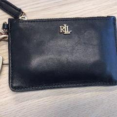 Billetera Hoos J.V., ha sido reportado por Gemeente Arnhem con iLost