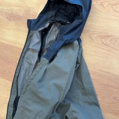 Jaqueta, segons ha informat GVB mitjançant iLost