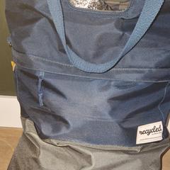 Blauwe kunststof (recycled) tas, as reported to iLost