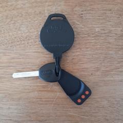 Sleutel met 2 x key tag, ha sido reportado a iLost