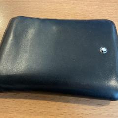 財布 Remmers がiLostで Gemeente Amsterdam - Bureau Gevonden Voorwerpen によって報告されました