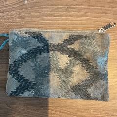 Portafoglio Op naam van Akoudad, come riportato da Gemeente Amsterdam utilizzando iLost