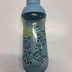 Fles Blauw, zoals gemeld door Avonturenpark Hellendoorn met iLost