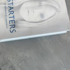 Könyv, amint azt RRReis Arriva Achterhoek-Rivierenland az iLost segítségével jelentette.