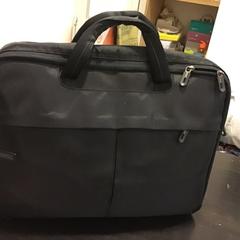 노트북가방, iLost를 사용하여 Qbuzz U-OV에 보고됨