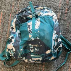 Mochila, ha sido reportado por Connexxion Amstelland-Meerlanden Schiphol Zuid con iLost