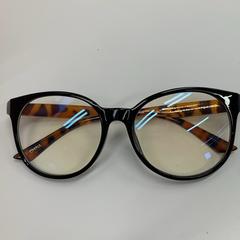 メガネ, gemeldet von IKEA新三郷 über iLost