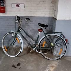 Emakumeen bizikleta Radiant Groen, gisa salatu by Fietsdepot Hasselt iLost erabiliz