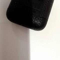 Auricular, segons ha informat allGo Almere mitjançant iLost