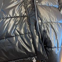 السترة، كما تم الإبلاغ عنه بواسطة HTM عبر iLost