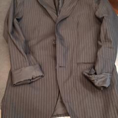 Kurtka, zgłoszono przez Rotterdam The Hague Airport przy użyciu iLost