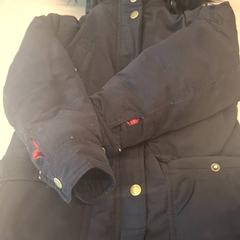 Parka enfant noire Noire, as reported by IKEA Lyon Grand Parilly using iLost