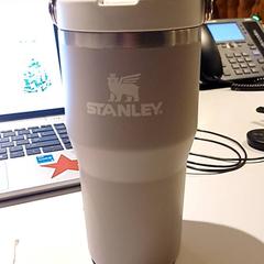 Vannflaske Grijs, som rapportert av Padualaan 97 ved bruk av iLost