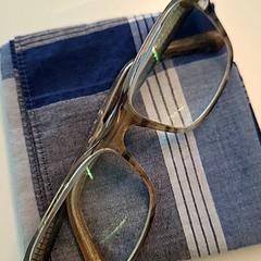 Szemüveg, amint azt Ziekenhuis Oost-Limburg az iLost segítségével jelentette.