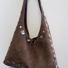 Taška, ako bolo nahlásené Hermes Eindhoven pomocou iLost