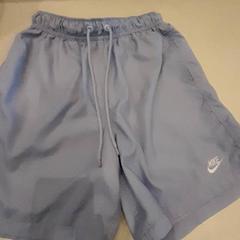 Shorts Nike, zoals gemeld door Van der Valk Hotel Schiphol met iLost