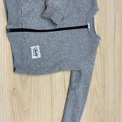 Sweatshirt がiLostで IKEA Jönköping によって報告されました