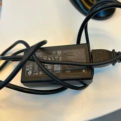 Laptop-ladegerät, gemeldet von UMC Utrecht über iLost