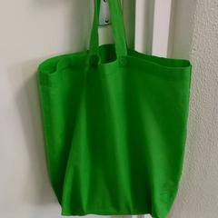 Bag Groen stof, as reported by Arriva Infoshop Enschede using iLost