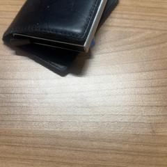 Cardholder F .G Glasbergen, as reported by Connexxion Amstelland-Meerlanden Schiphol Noord using iLost