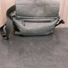 Táska, amint azt Rotterdam The Hague Airport az iLost segítségével jelentette.