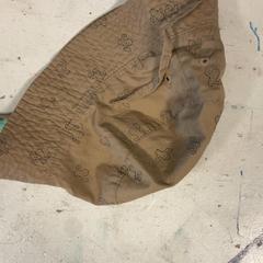 القبعة، كما تم الإبلاغ عنه بواسطة Artis عبر iLost