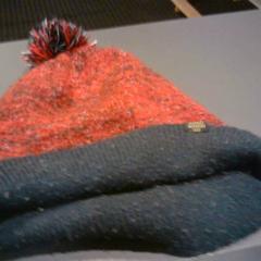 Txapela, gisa salatu by SnowWorld Landgraaf iLost erabiliz